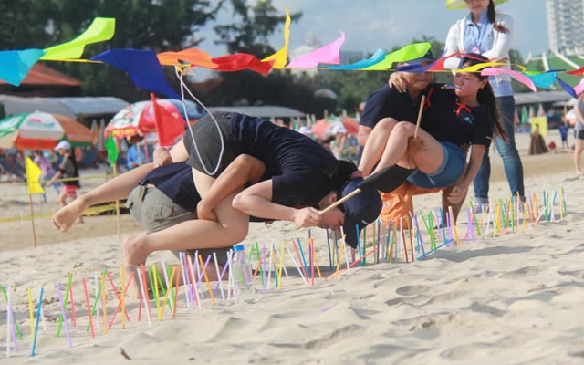 Tổ chức team building biển uy tín, chuyên nghiệp, giá tốt nhất